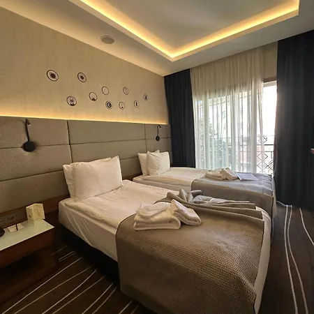 מלון Cihangir Bosphorus 4*