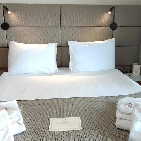 Cihangir Bosphorus 4* איסטמבול