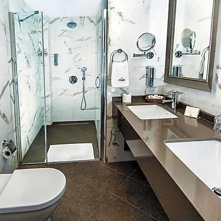 Cihangir Bosphorus Hotel 4*