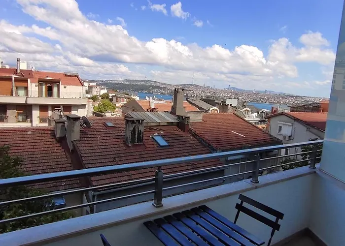 Cihangir Bosphorus 酒店 4*