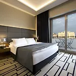 Cihangir Bosphorus 4*