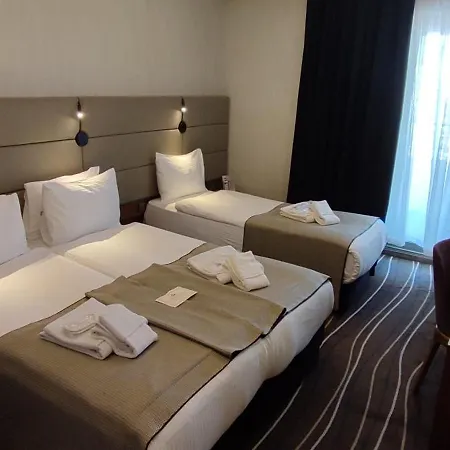 Cihangir Bosphorus Otel 4*