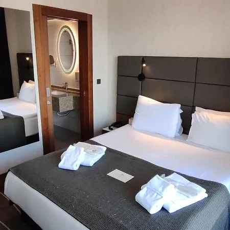 Cihangir Bosphorus Otel 4*