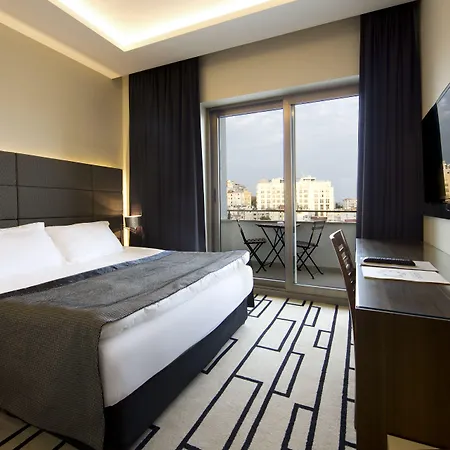 Cihangir Bosphorus Hotel 4*