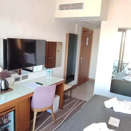 Cihangir Bosphorus 4*